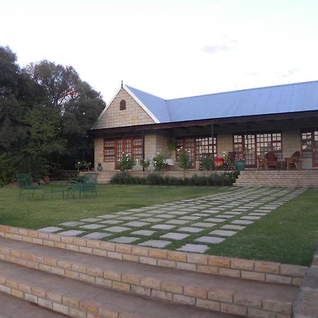 Olive Hill Country Lodge Bloemfontein Exterior foto